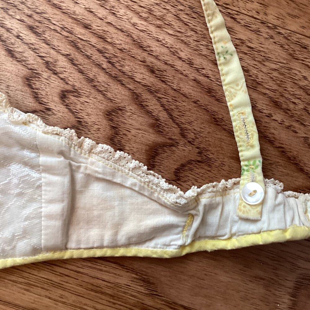 VTG 70s LABEL 4 JRs DITSY FLORAL CALICO COTTON EYELET BULLET BRA HALTER FESTIVAL - Picture 7 of 7